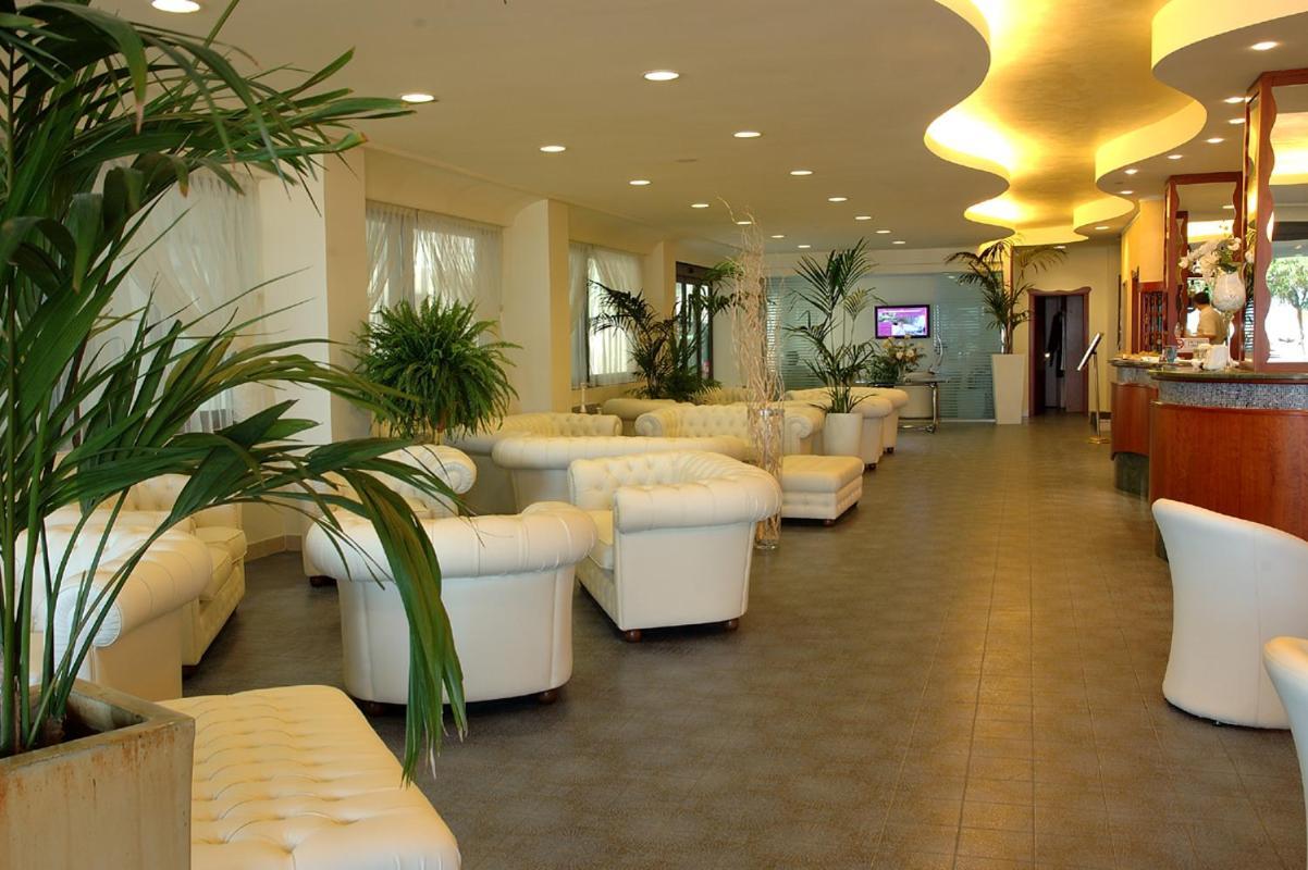 Hotel Foschi-Peninsula Bellaria-Igea Marina Zewnętrze zdjęcie